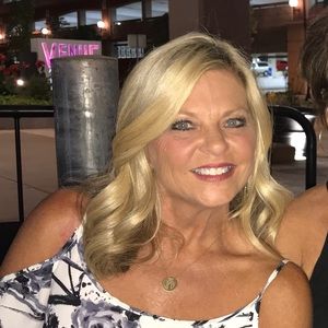 Meet your Posher, Jan